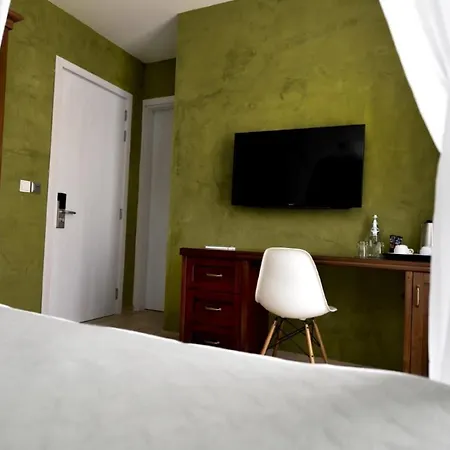 Quaint Boutique Nadur