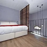 Quaint Boutique Отель