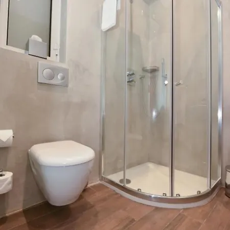 Quaint Boutique Отель