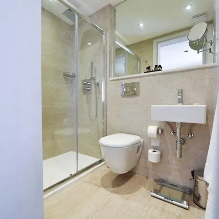 Quaint Boutique Hotel 2*