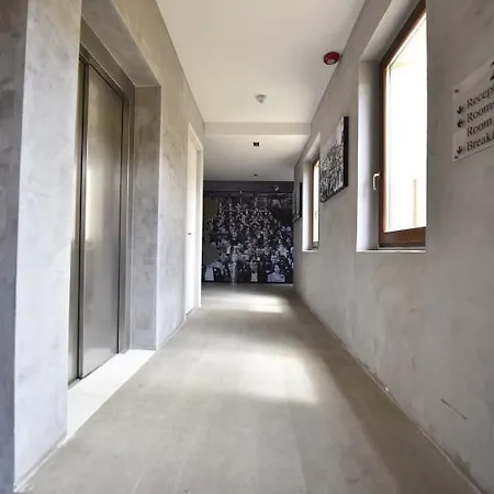 Quaint Boutique 纳杜尔