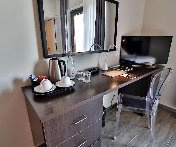 Quaint Boutique Hotel 2*