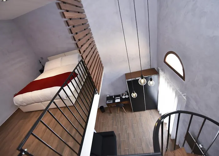 Quaint Boutique Hotel 2*