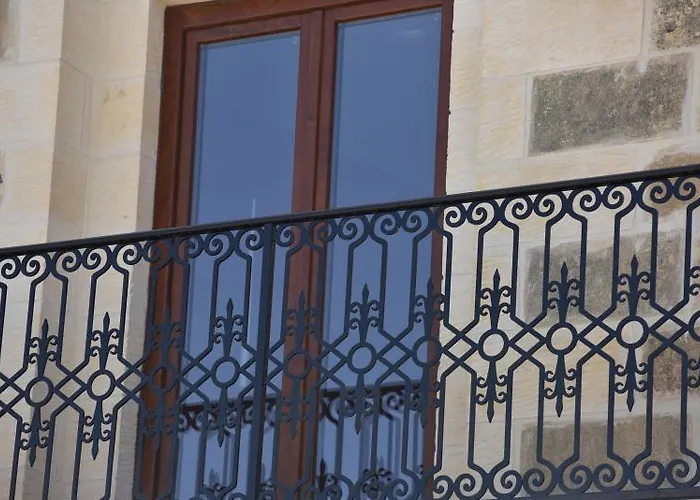 Quaint Boutique Hotel 2*